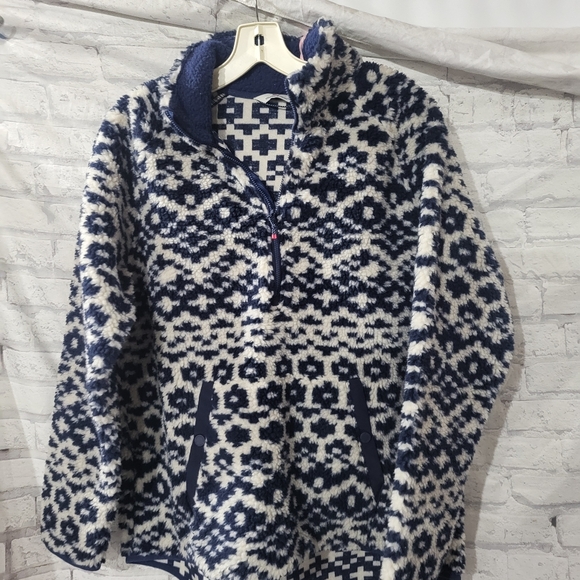 Vineyard Vines Fair Isle Sherpa Popover - Picture 5 of 6